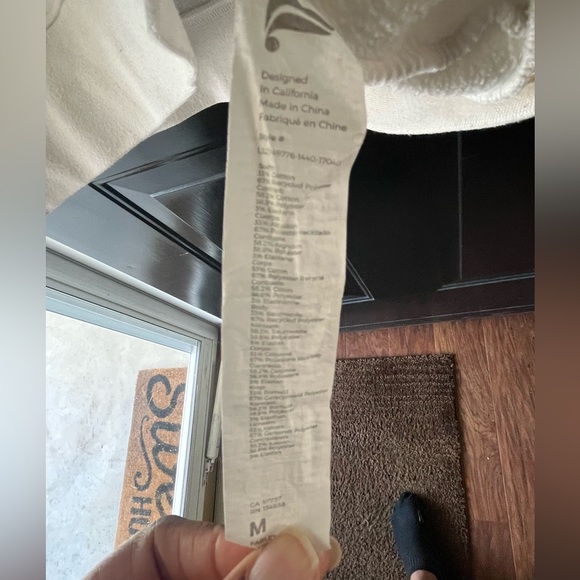 Eco Go-To Crewneck Sweatshirt - Bone - Medium - EUC - Picture 9 of 9